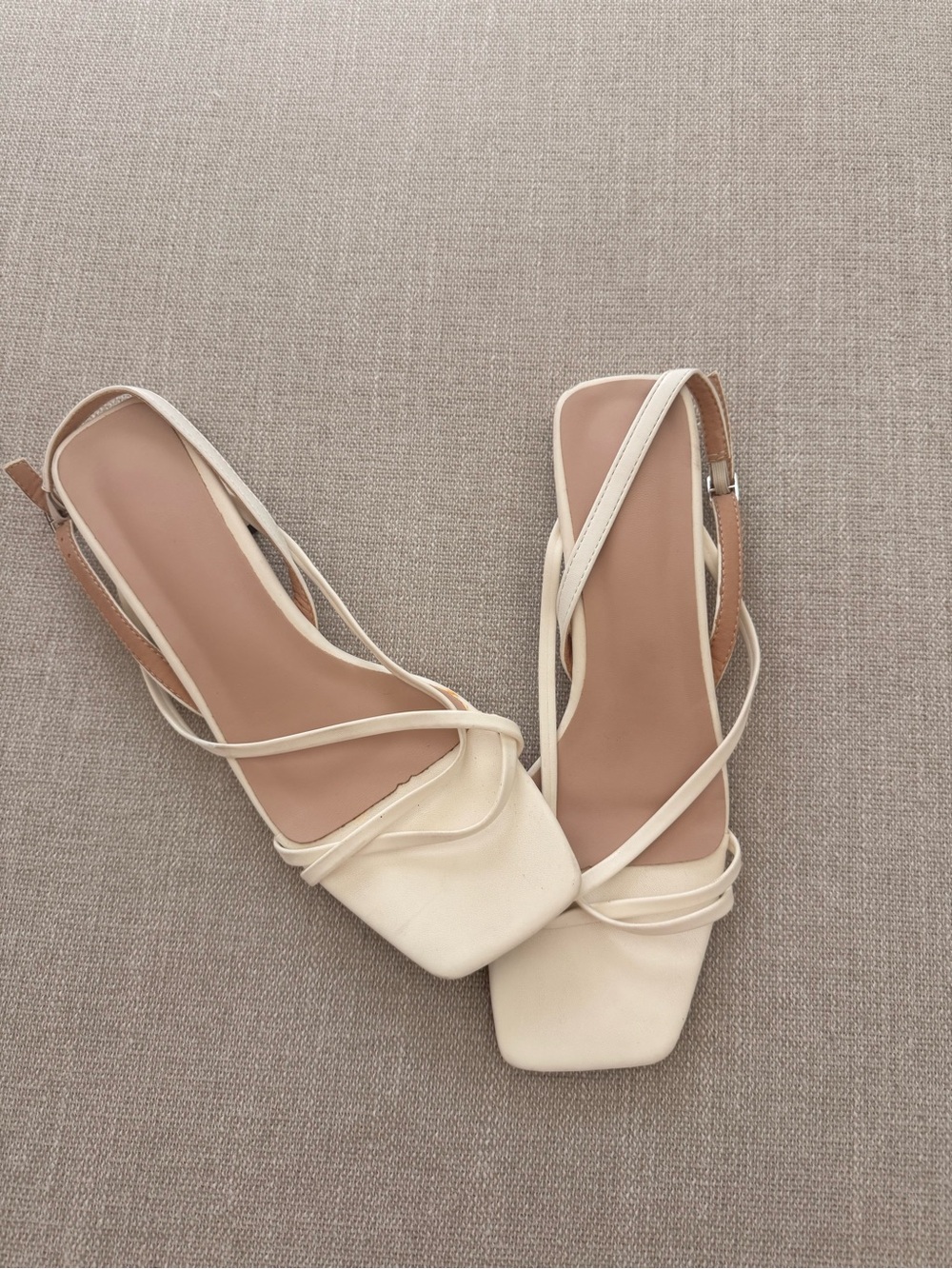 Women’s Strappy Square-Toe Slingback Sandals in white